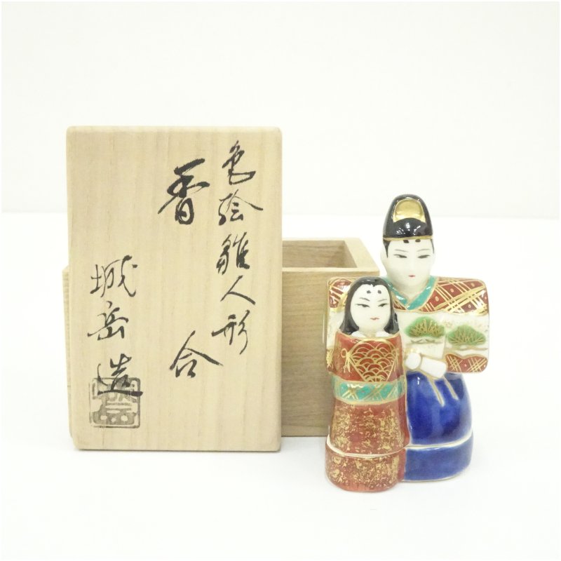 【中古】【香道】京焼 橋本城岳造 丹青雛人形香合（共箱）  茶道具 茶道 香道 香道具 今めかしい 愛くるしげ アンティーク 室内装飾 骨董 茶器 お香入れ 3月 春