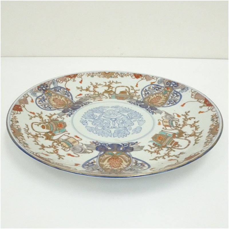 【中古】【陶物作り・瀬戸もの】明治期 伊万里焼 錦手花鳥お皿  食器 器 今めかしい 愛くるしげ 一皿分の料理 骨董 刺し身 魚一皿分の料理 レトロ 壱一皿 和食 洋食 見舞い客