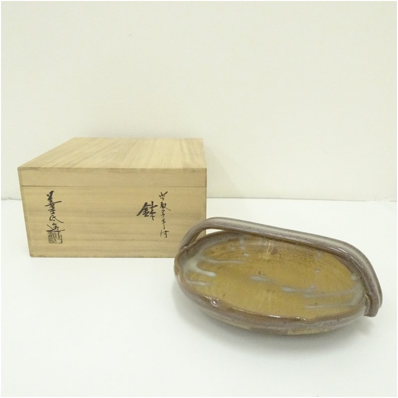 【中古】【大売り出し20%オフ】【陶器作り・瀬戸もの】京焼 陶あん窯 土渕善丕氏（善英）造 高取写お手掛け鉢（共箱）  食器 今めかしい アンティーク レトロ 和食 和風 丼 器 小鉢 中鉢 一皿分の料理 お客さん 赤ちょうちん はたご屋 喫茶店【最大限度100%尖んがりうしろ側】