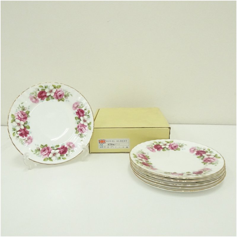 【中古】【大売り出し20%オフ】【陶物作り・瀬戸もの】Royal Albert ロイヤルアルバート 花柄西洋菓子お皿6客（18.6糎）（紙箱）  食器 今めかしい 愛くるしげ 皿 一皿分の料理 アンティーク 室内装飾 喫茶店 ちゃぶ台 雑貨 和風 洋風 御客さん【最大限度100%尖んがりうしろ側】