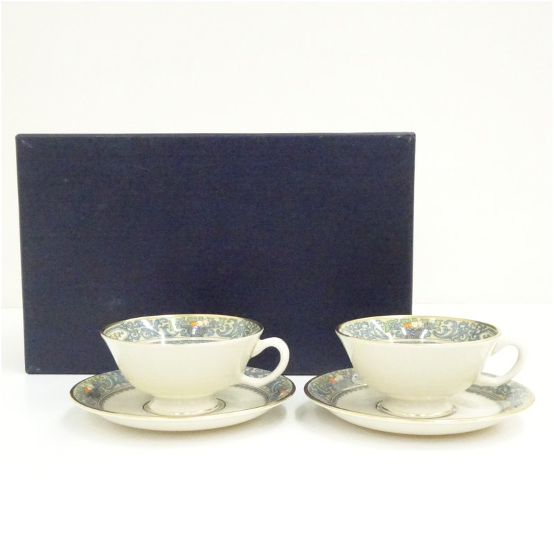 【中古】【陶物作り・瀬戸もの】レノックス LENOX 秋季 ティーカップソーサーペア（共箱）  食器 今めかしい 愛くるしげ 茶の葉 茶器 アンティーク 室内装飾 普段使い走り 見舞い客 一覧表お召しもの