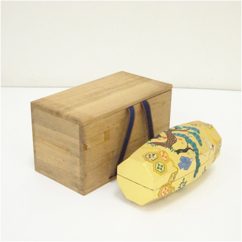 【中古】【香道】本金ぶりぶり香合（保護すること箱）  茶道具 茶道 香道 香道具 今めかしい 愛くるしげ アンティーク 室内装飾 骨董 茶器 お香入れ