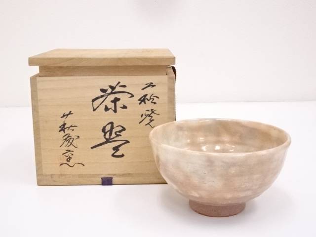 Ｐ９　茶碗　『萩焼』『梅田陶楽造』『白萩茶碗』　抹茶碗　共箱　茶道具 楽天市場】【中古】【茶道具】萩焼 梅田陶楽造 茶碗（共箱