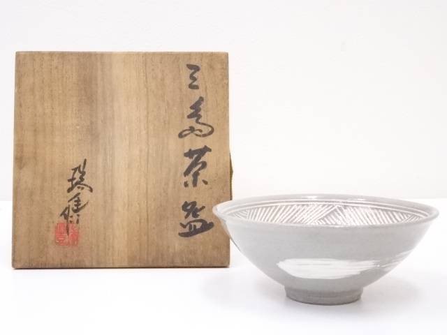 華中亭道八 三島茶碗 共箱 三嶋茶碗 抹茶碗 茶道具 【k3399】 楽天市場】【中古】【茶道具】李正道造 三島茶碗（共箱）【送料