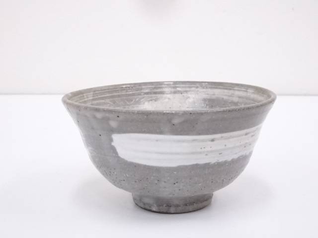 茶道具　李朝窯　洪在杓　茶碗　中古品　1点 楽天市場】【中古】【茶道具】李朝窯 土丁 洪在杓造 三島茶碗