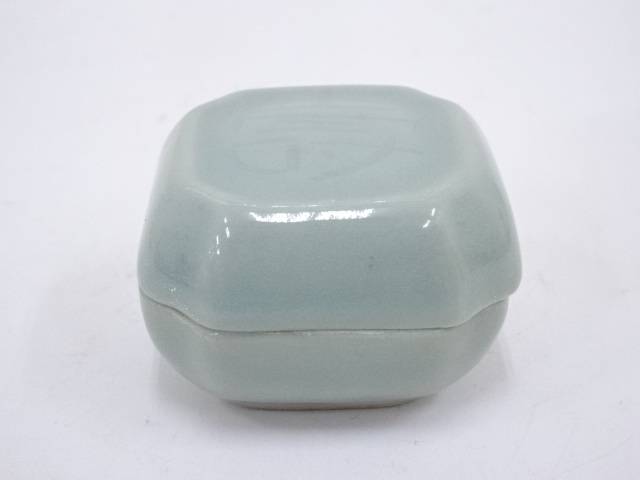 茶道具　京焼　真清水蔵六造　青磁　福字香合　合わせ箱　V　7204 6948005_092.jpg