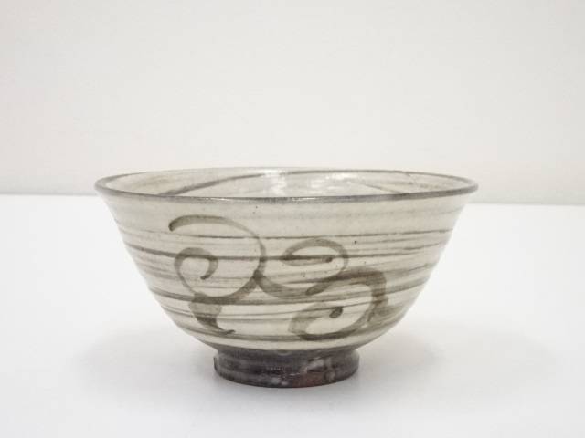 刷毛目茶碗 茶道具 抹茶碗 抹茶茶碗 茶器 食器 工芸品 茶盌 骨董品 古美術品 楽天市場】【中古】【茶道具】刷毛目茶碗【送料無料】茶道 抹茶