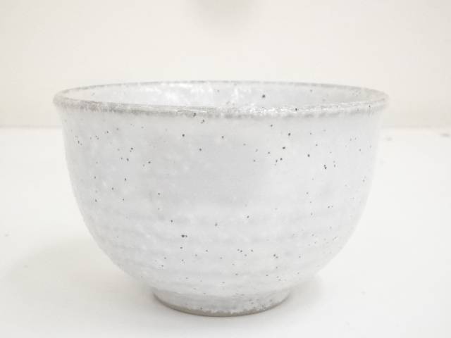 水玉 型押し 白い ボウル 抹茶碗 古道具 アンティーク 楽天市場】【中古】【茶道具】鳳谷造 白釉茶碗【送料無料】茶道