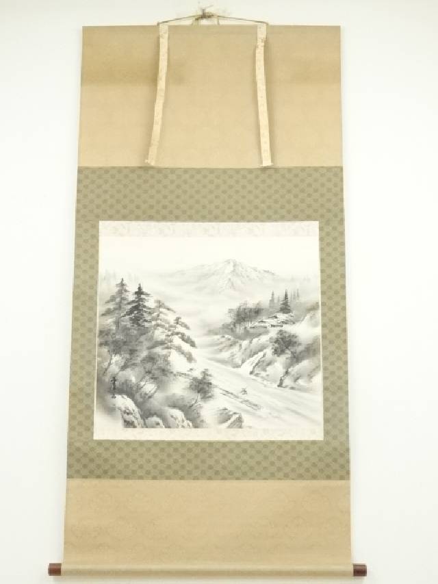 掛軸 翆雪『水墨山水』横書き 絹本 肉筆 共箱 掛け軸 g060220 楽天市場】【中古】【書画】平野翠雪筆 水墨山水 肉筆絹本掛軸