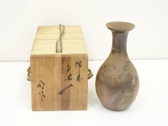 赤畠太 備前焼 窯変花入 合箱 花瓶 花器 フラワーベース 花生 茶道具 華道具 楽天市場】【中古】【華道】備前焼 赤畠太造 徳利形花入（共箱