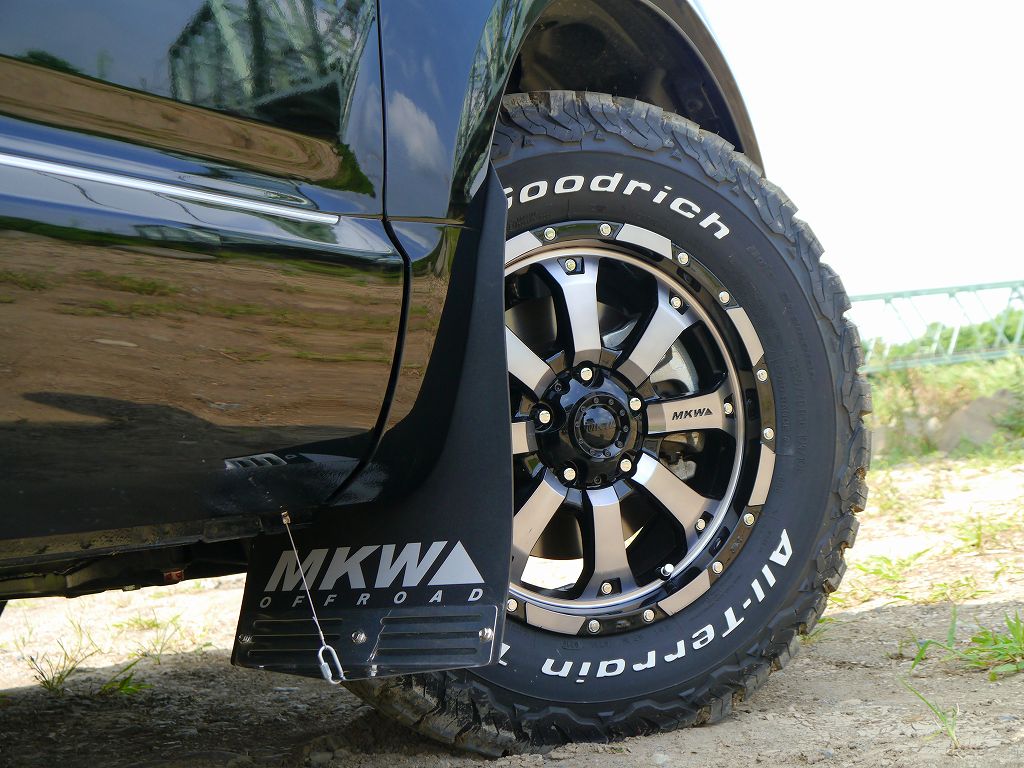 楽天市場 ｍｋｗ デリカｄ５ 専用マッドフラップ専用設計のためボルトオン装着 北海道 沖縄 離島は別途中継料が必要になります ニューズ タイヤ ホイールズ