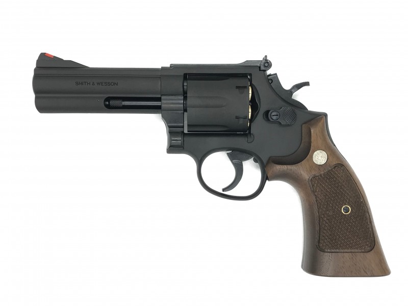 モデルガン マルシン S&W M586 4インチ ハーフチェッカー木製グリップ仕様 ブラックHW 2024年生産モデル 完成品