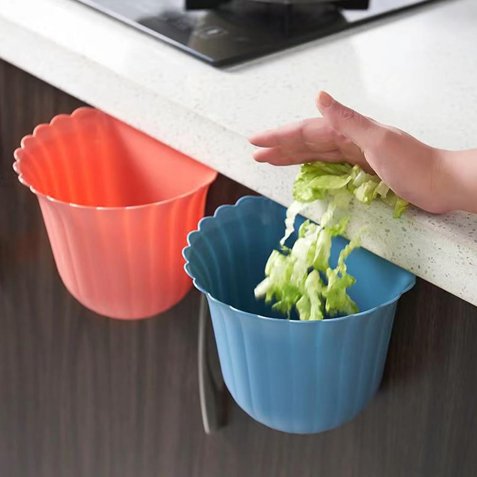 紙くずかご 飾りもの紙くずかご 砂ぼこりボックス席 吊り下げ紙くずかご 小型 勝手もと/事務室/臥榻御部屋に当てはめる 大差しわたし 省間隔文字 勝手もと納める 出しに掛ける 吊り下げ式紙くずかご 食器棚部屋の入り口にかける