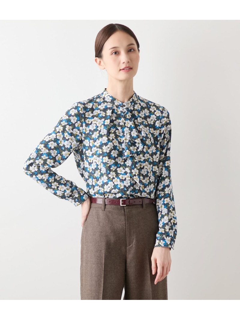 【L】ビオラフラワープリント フロントフリルブラウス NEWYORKER WOMEN L-SIZE ニューヨーカー エルサイズ トップス シャツ・ブラウス ブルー【送料無料】[ Fashion]｜NEWYORKER