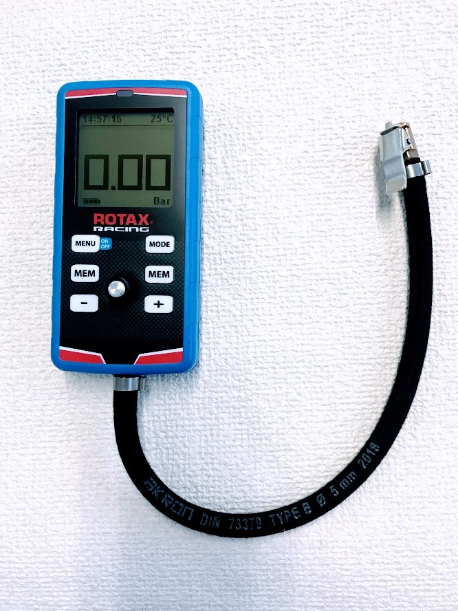 楽天市場】ROTAX MAX デジタル エアゲージ (276103) レーシングカート