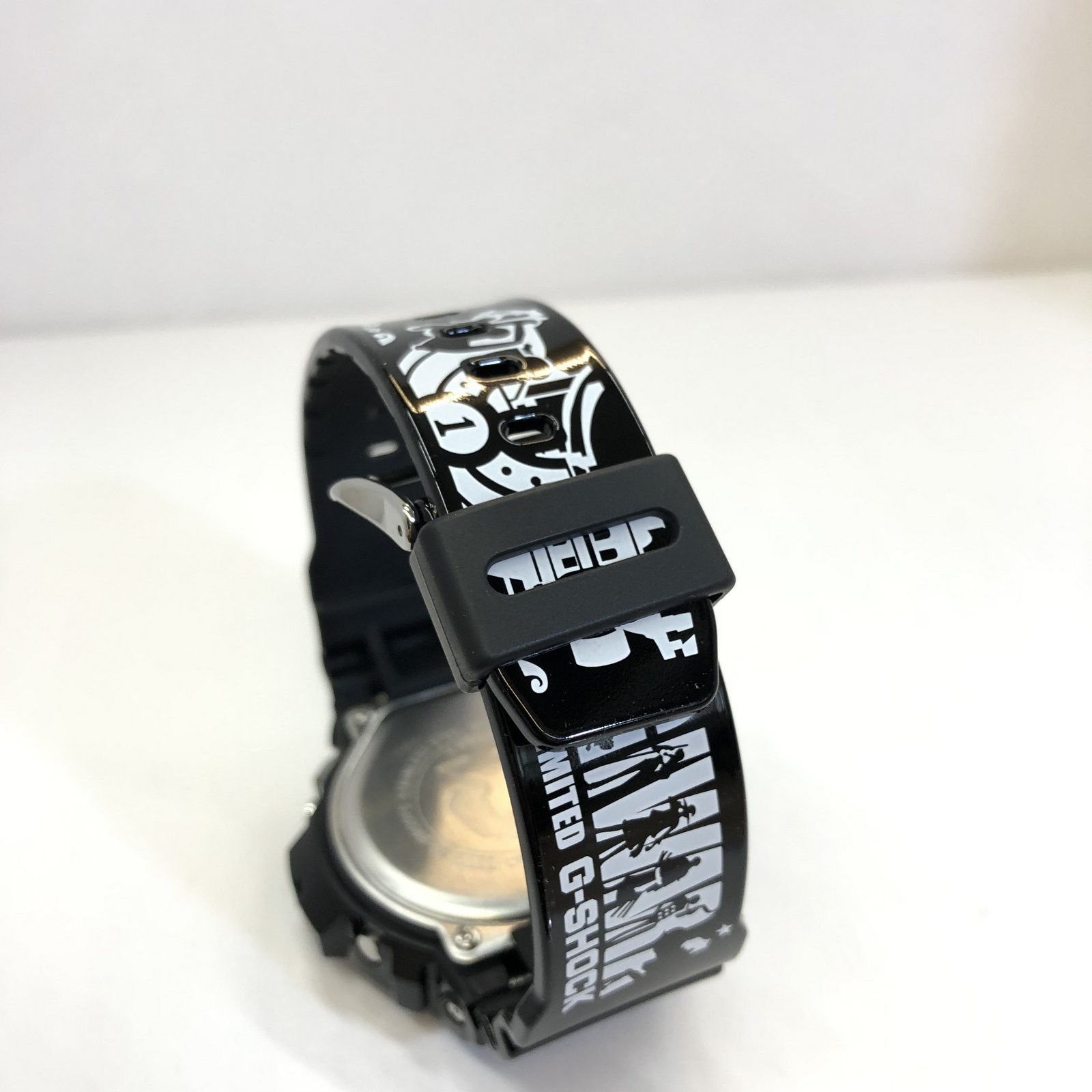 楽天市場 G Shock ジーショック Casio カシオ 腕時計 Dw 6900fs ワンピース One Piece 麦わらの一味 コラボ ダブルネーム 三つ目 デジタル クォーツ メンズ ブラック カジュアル 箱付き 美品 T東大阪店 Itq3xsnla59o 中古 Ry4969 Next51楽天市場店