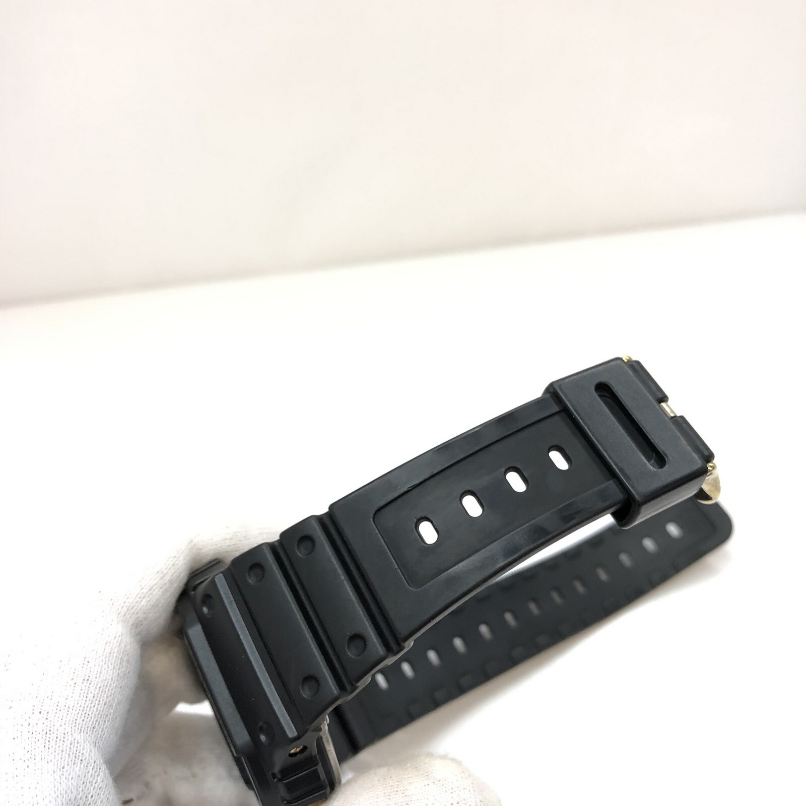 G Shock ジーショック Casio カシオ 腕時計 Dw 5600vt American Rag Cie アメリカンラグシー コラボ ダブルネーム スピード ブラック ゴールド デジタル デイト ラバーベルト クォーツ メンズ T東大阪店 Itgxdegwwh9w 中古 Ry4817 Butlerchimneys Com