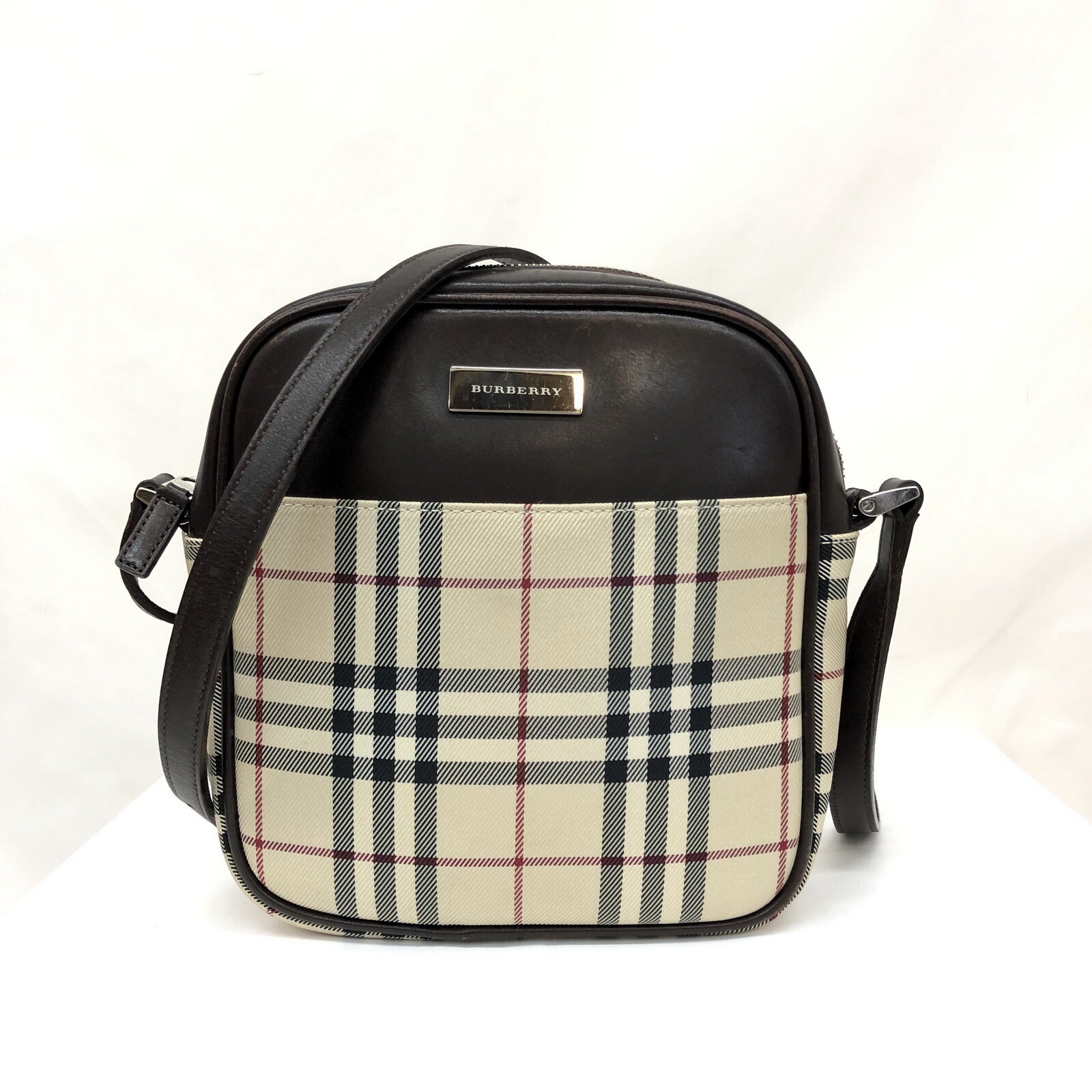 Burberry バーバリー ショルダーバッグ バーバリーチェック ベージュ ブラウン ロゴプレート スリングバッグ クロスボディ 斜め掛け鞄 レディース T東大阪店 It4tvkigqkfp 中古 Ryb9074 Mozago Com