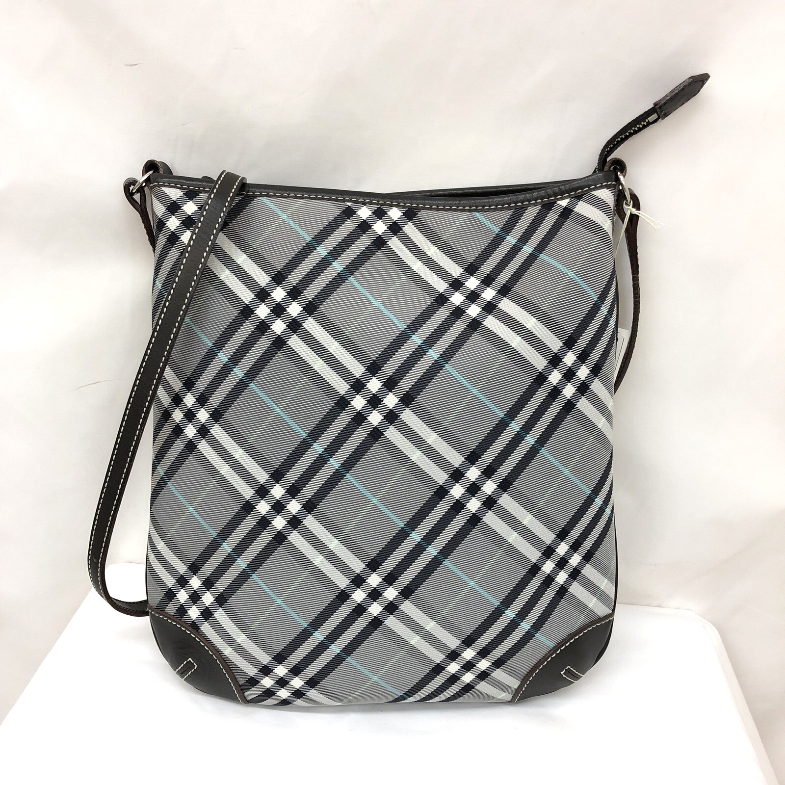Blue Label バッグ ショルダーバッグ Ryb9075バッグ 小物 ブランド雑貨 ブルーレーベル チェック柄 ブラウン 日本製 グレー クロスボディ レザー 牛革 三陽商会 スリングバッグ Burberry バーバリー ナイロンキャンバス クロスボディ 斜め掛け鞄 レディース T東大阪店