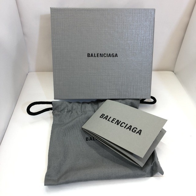 激安人気新品のクラシック ミニ 三つ折り財布 Balenciaga D940n 4030 シルバー メンズ 中古 シルバー レザー コンパクトウォレット バレンシアガ ネイビー イタリア製 小銭入れあり 保存袋 保存箱 美品 未使用品 レディース メンズ T東大阪店 It0c8aji8l26