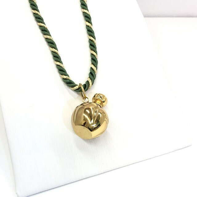 まとめ買い ネックレス ペンダント アクセサリー ねじりコード 香水ボトルモチーフ ゴールド グリーン Poison ポイズン ロングネックレス ディオール クリスチャン Dior Christian ヴィンテージ Ryb8636 Itqn695uule0 中古 T東大阪店 レディース Gs Louislegrand Com