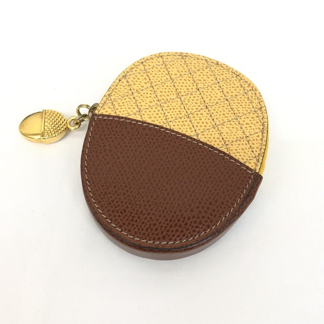 Celine セリーヌ 硬貨場合 どんぐりモチーフ ナッツモチーフ 茶色 ベージュ 目 小銭入れ ウォレット 金入 小物入れ 車寄せ イタリア製 保護すること入物 レディース T東大阪ショップ Itl3dlpopw 中古 Ryb8787 Damienrice Com