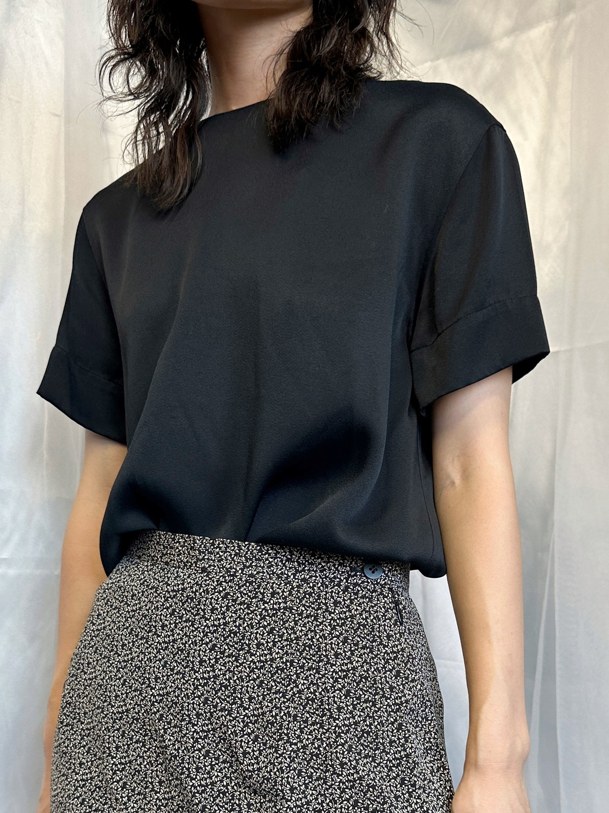 CELINE　クロップド丈　半袖　シャツ 2025年最新】Celine tシャツ クロップド丈の人気アイテム - メルカリ