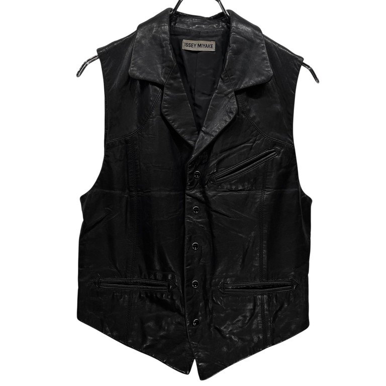 ISSEY MIYAKE 96AW ラムレザーウエスタンベスト Archive 90s スマイルポケット スナップボタン ノースリーブ トップス ジャケット アウター イッセイミヤケ レディース 三国ケ丘店 IT9HH3FE5APW 【中古】 RM4979I|NEXT51店