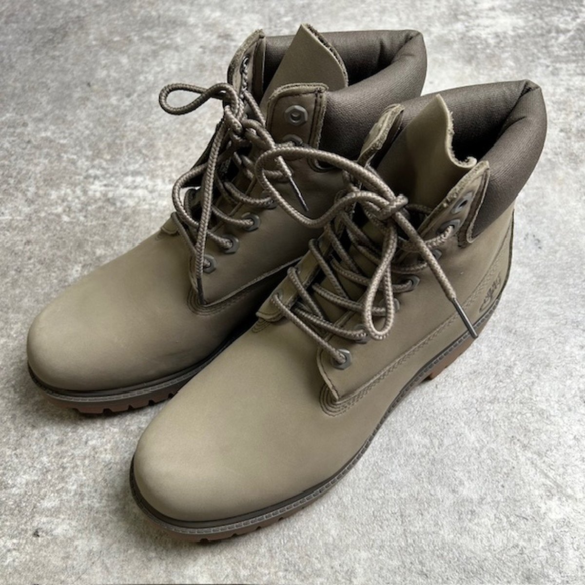 Timberland ベージュ ハイカットブーツ Timberland ベージュ ハイカットブーツ