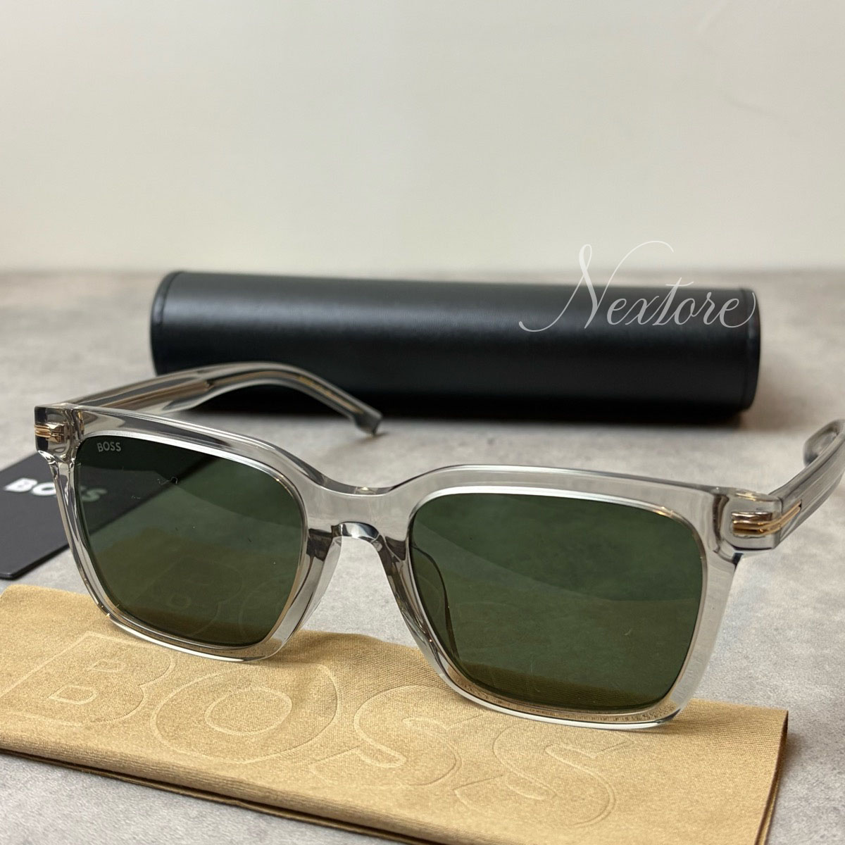 【マラソン期間ポイント2倍＆クーポンあり】【並行輸入品】【正規品・新品】BOSS ボス BOSS1540/F/SK KB7 GREY サングラス メガネ 眼鏡 メンズ レディース 伊達メガネ ビジネス 普段使い おしゃれ プレゼント ギフト 送料無料｜名入れ プレゼント 専門店 Nextore