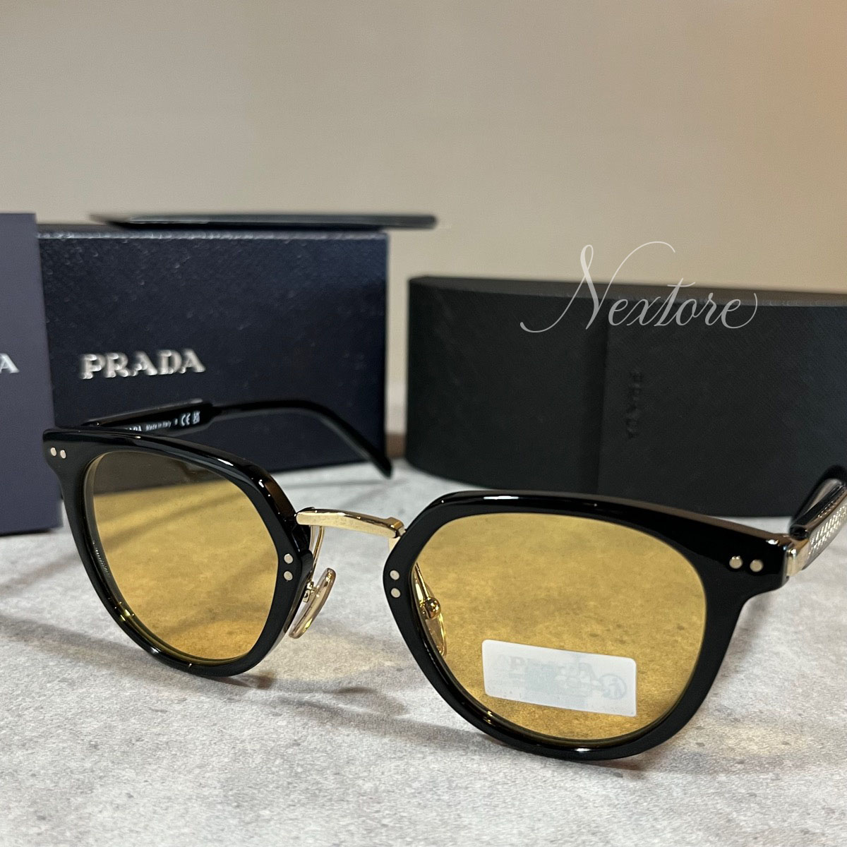 【中古】【海外直輸入USED品】【新古品・未使用品】PRADA プラダ SPR17Y FAAV FE07M イタリア製 ブラック イエロー サングラス メガネ 眼鏡 メンズ レディース 伊達メガネ ビジネス 普段使い｜名入れ プレゼント 専門店 Nextore