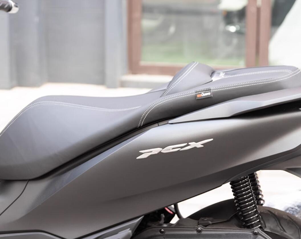 楽天市場】ホンダ PCX160 PCX150 シート カスタム クッション