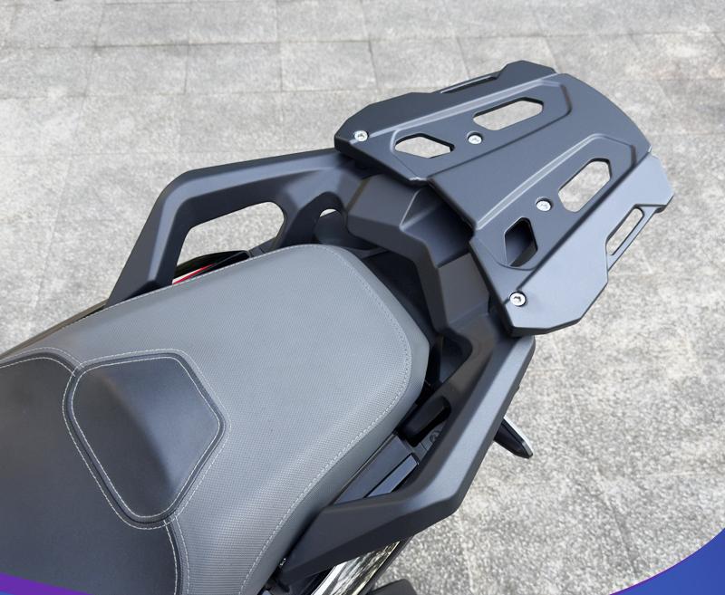 リアキャリア ホンダ ADV150 バイク キャリア 分離式 トップケースリアキャリア ブラック 金属 丈夫 一体感 スチール 製 フラットタイプ 荷台 外装 取寄せ|ネクストステージ2号店