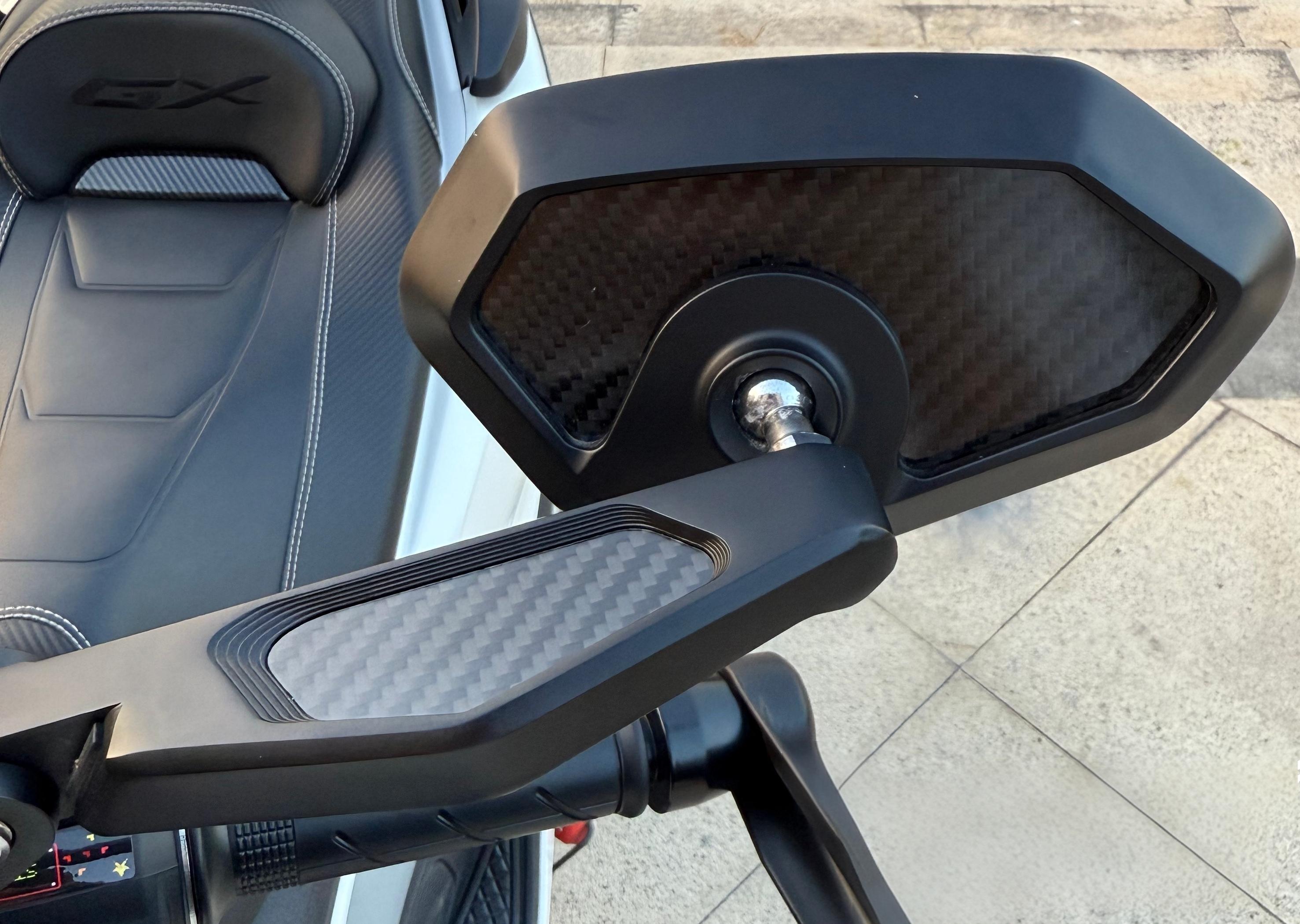 PCX160 NMAX155 ミラー バイクミラー 140°調整 2モード 8MM 10MM 対応 逆/正ネジ オートバイ カーボン材 アルミニウム一体型 ミラー 川崎 PCX GROM ストロームフォルツァ ADV350 CL250 左右セット 青い鏡面 凸面鏡 防眩 延長 ブラック カスタム 改造パーツ 取寄せ