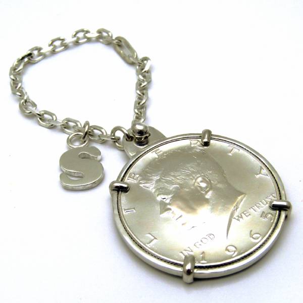 トヨトミ 電池がいらない手まわし発電機能搭載 ポータブル石油ストーブ 