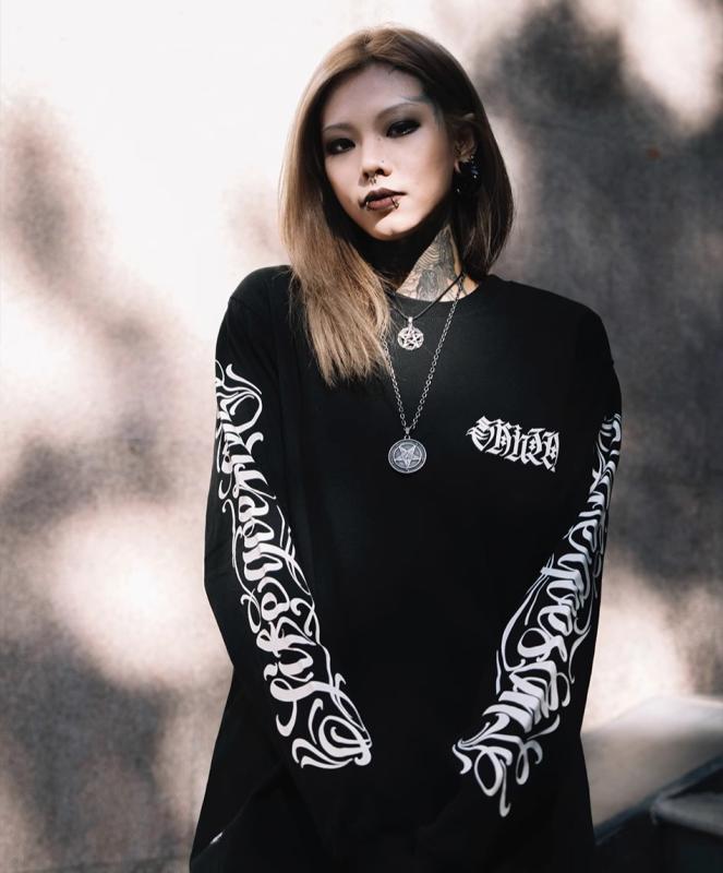 クール 黒 Tシャツ おしゃれ 長袖 ストリートファッション お揃い ペアルック カップル モノトーンコーデ スウェット ヒップホッ