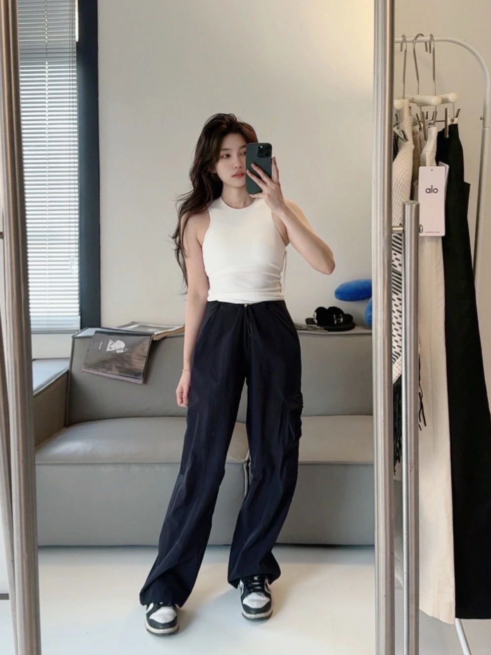 ★ ALO Yoga ★ボトムス レディース パンツカーゴパンツ レディース 夏 作業着 ジョガーパンツ レディース カーゴパンツ レディース 長ズボン ゆったり 作業着風 ワークパンツ オーバーサイズ ルーズ 動きやすい かっこいい 無地 ハイウエスト カーゴパンツ 黒|山川 店