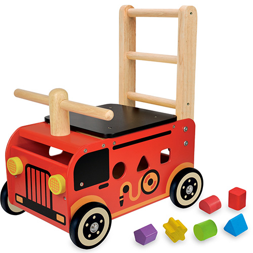 【楽天市場】送料無料 アイムトイ ウォーカー&ライド 消防車 1歳 2歳 3歳 乗り物 木のおもちゃ 木製 子供用 出産祝い 誕生日プレゼント