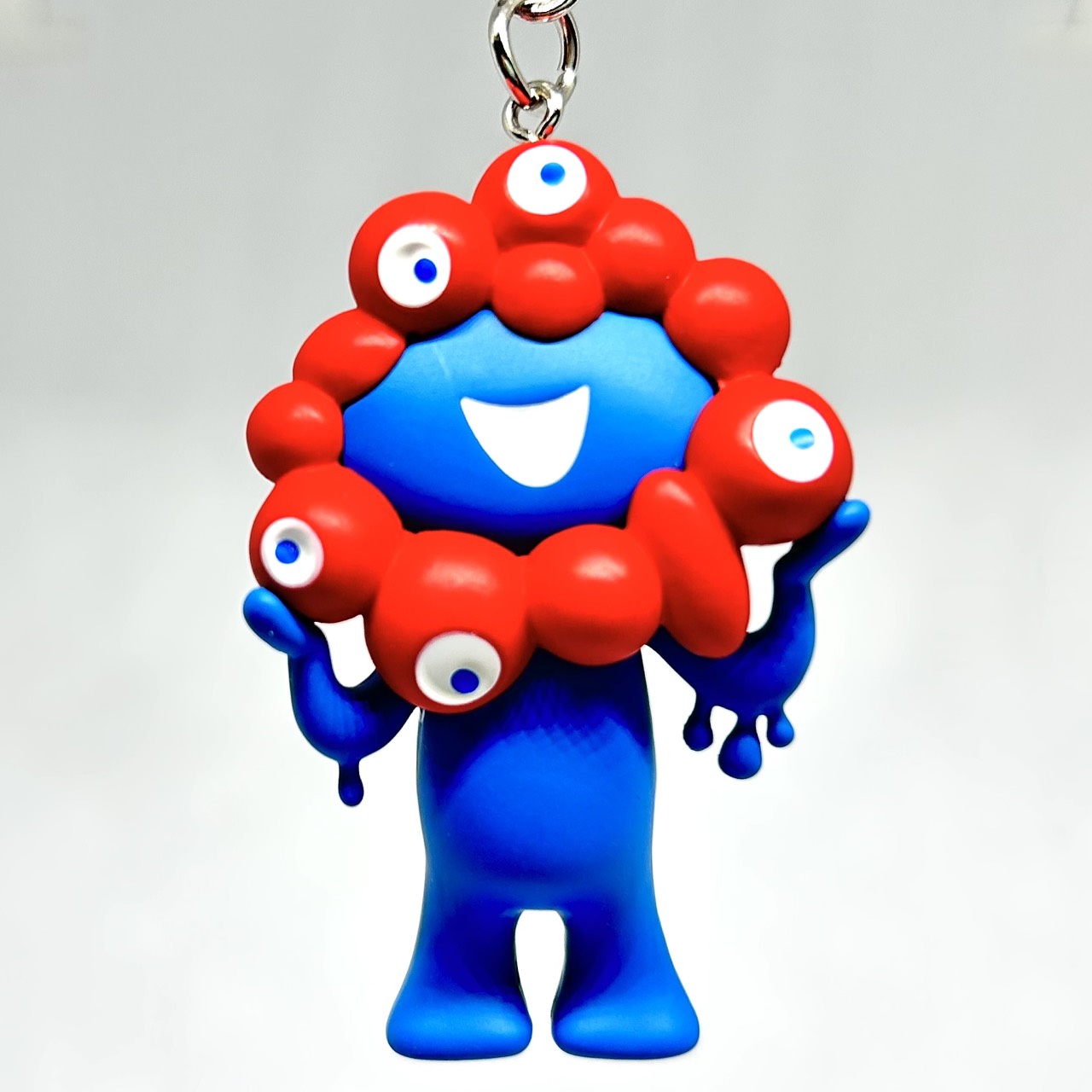 店頭売切品　大阪関西万博EXPO2025 ミャクミャクフェイス ぬいバッジ2個 関西万博 EXPO2025 ミャクミャク ぬいバッジ 2種 匿名♪ - メルカリ