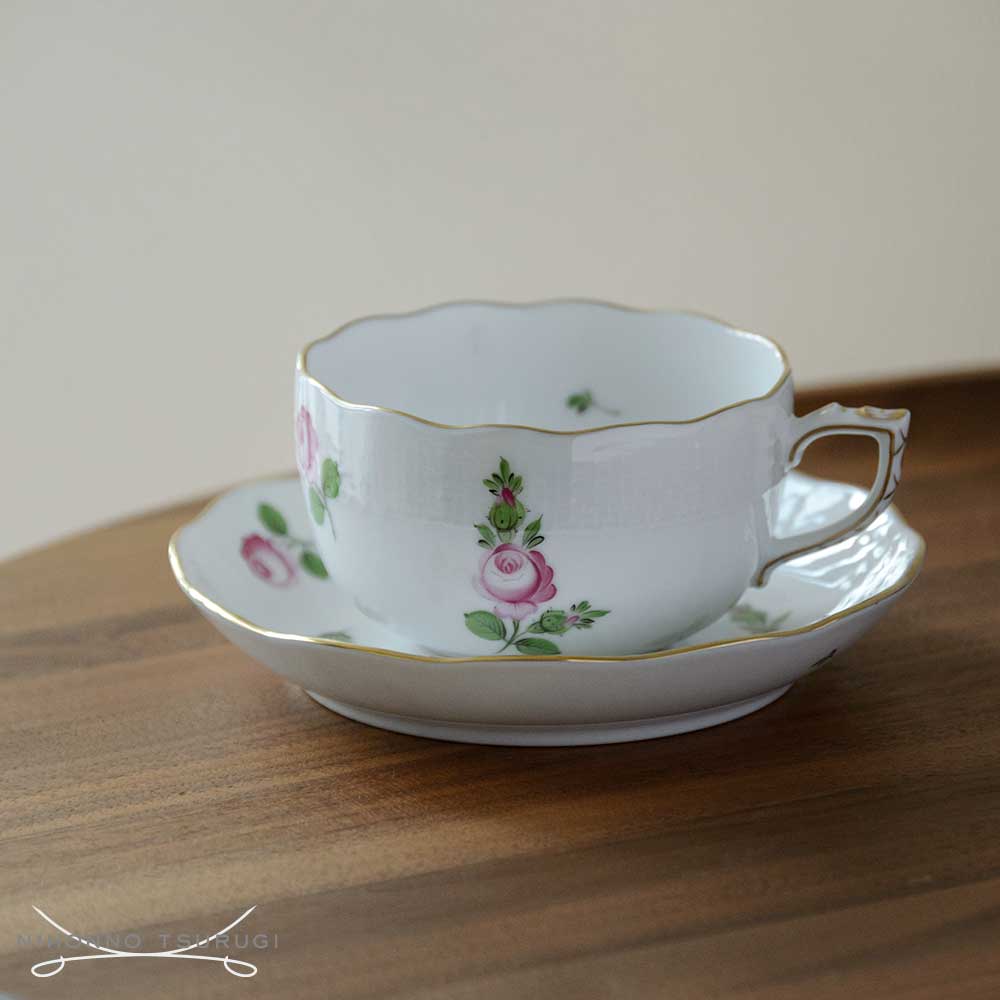 Herend - 美品 Herend ヘレンド ミルフルール MF 724 ティーカップ＆ソーサー 2客 ペア 小花柄 フラワー 金彩 紅茶 碗皿 SU11986S2 Herend - 美品 Herend ヘレンド ミルフルール MF 724 ティー