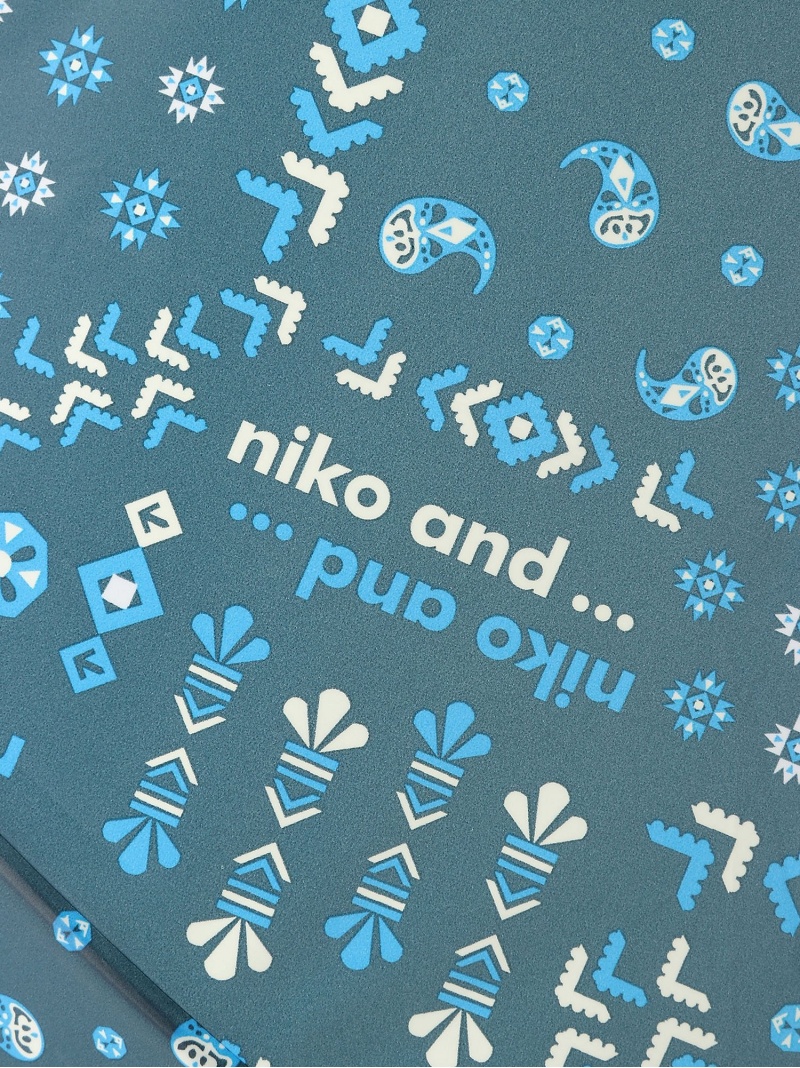 楽天市場 Orバンダナpビニカサ Niko And ニコアンド ファッショングッズ 長傘 レッド ブルー Rakuten Fashion Niko And ニコアンド