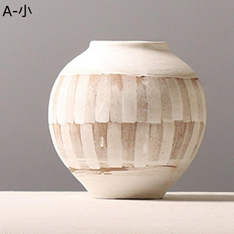 土瀬戸もの 花器 球状体 ベージュ 第一義的 陶器花器 花立て 花びん 花盆 丸い・円い 手みじか 無地 分かりやすい 熱さ瀬戸もの花器 御花申し合わせ用花器 和式かざり付ける 和室かざり付ける 室内装飾小物 家のかざり付ける 北欧風ひな型