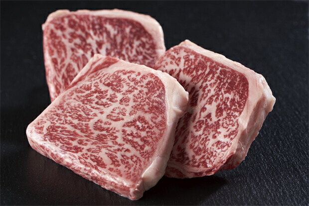 黒毛和牛　霜降ステーキ 《150g×2枚》入り《冷凍》