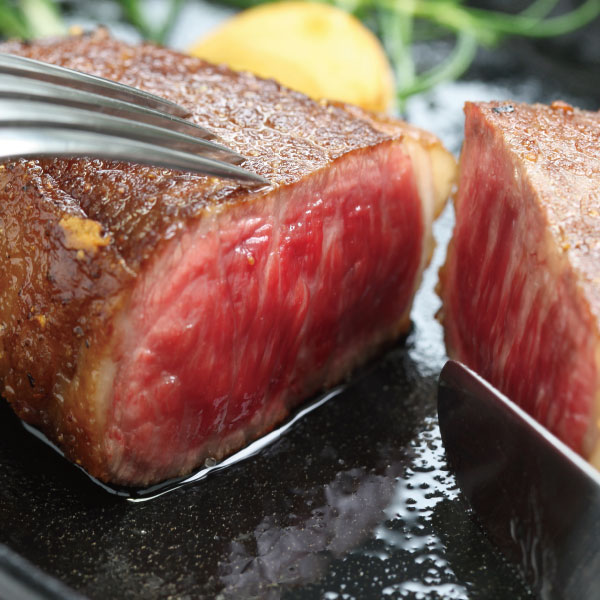 【 送料無料 】 松阪牛 サーロインステーキ　2枚 仕送り お弁当 子供 時短ごはん 単身赴任 食事 食べ物 業務用 おかず プレゼント 贈り物 グルメ 実用的 食品 お肉 母の日 母の日ギフト