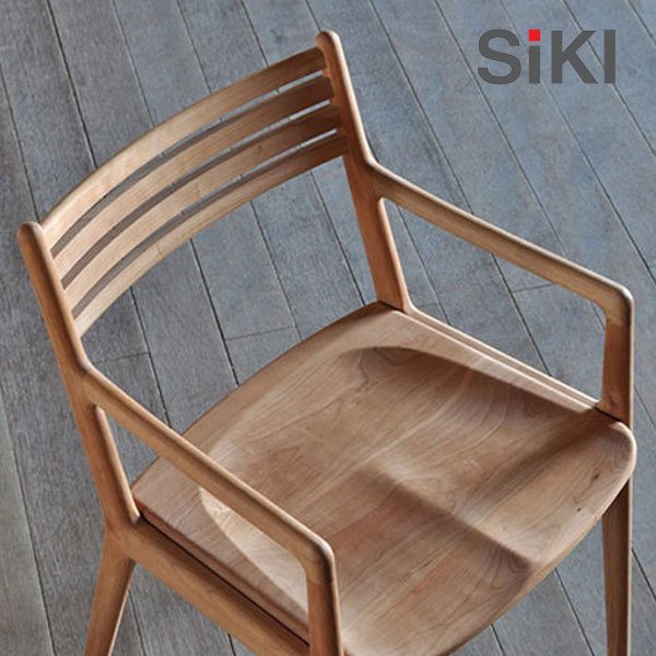 シキファニチア スリット 板座 アームチェア アームレスチェア ダイニングチェア 椅子 イス SIKI FURNITURE おしゃれ デザイナー 国産 和モダン｜インテリアショップ　NIMUS