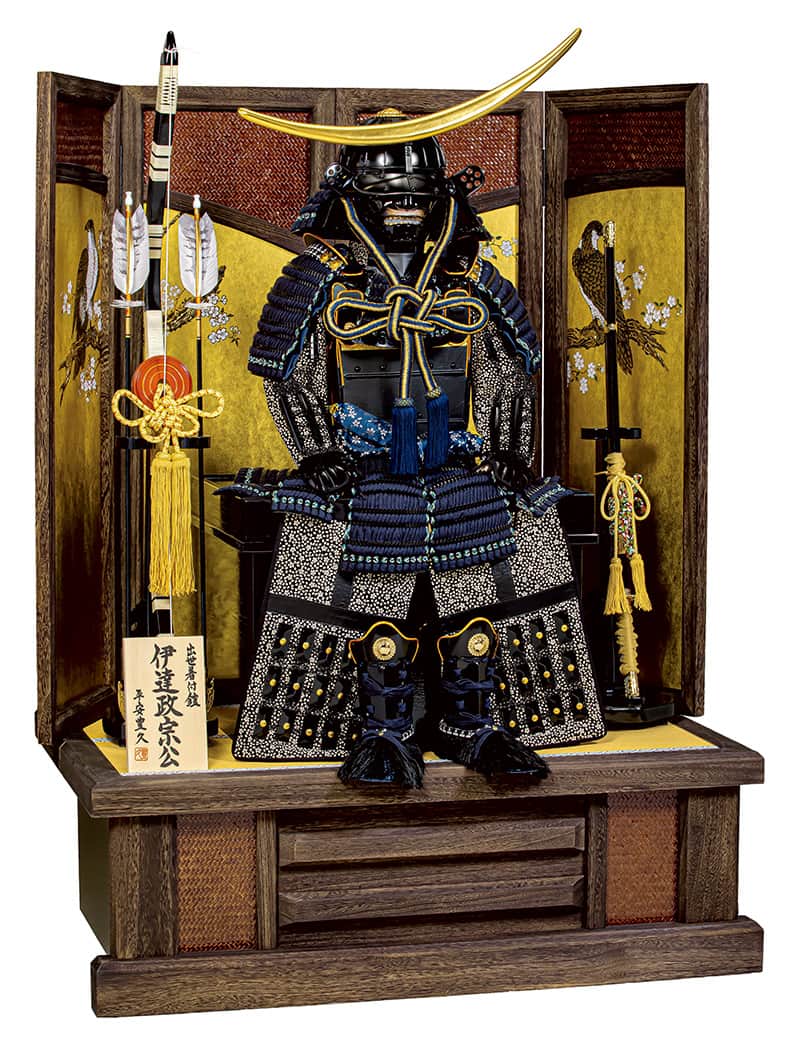 楽天市場】五月人形 豊久 伊達政宗公 着用 鎧平飾り 鎧飾り 出世着付鎧