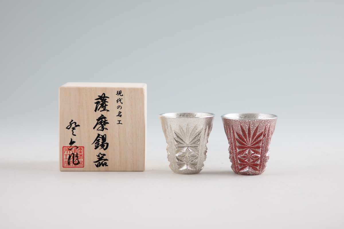 Sale 104 Off 岩切美巧堂 ぐいのみ 薩摩錫器 切子 ぐい呑み 2個セット 漆赤色加工 白色 直径5 1 高さ5 6cm 45ml No 99 110 1 お猪口 おちょこ 酒器 すず スズ ペア 結婚 父の日 母の日 誕生日 プレゼント ギフト 贈り物 退職祝い 還暦 敬老 お祝い Www Dexion Com Au