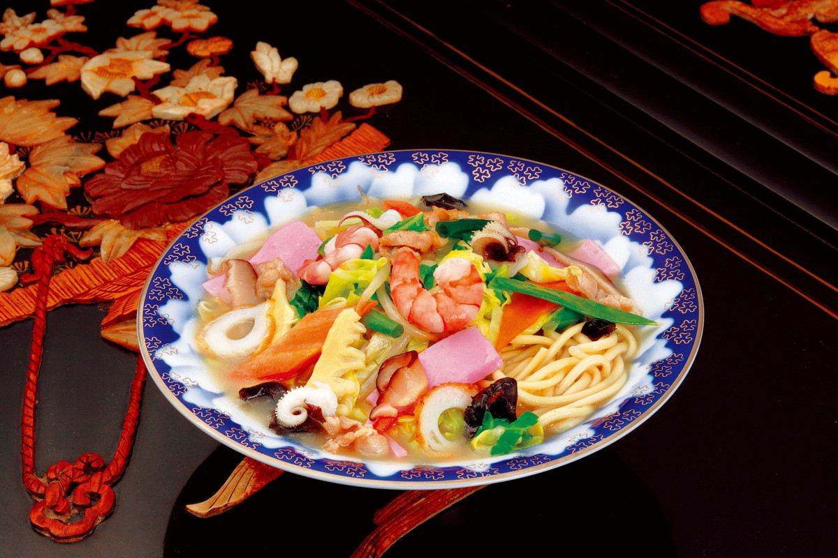 楽天市場 お買い得セール開催中 長崎 蘇州林 角煮まん ギフト 中華 肉 ちまき 米 ちゃんぽん 長崎中華街詰合せ Tkli40 にっぽんマルシェ楽天市場店