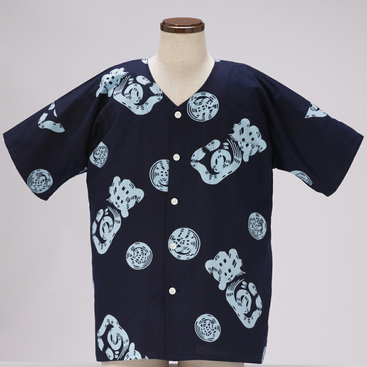 ふるさと納税 服 静岡県 焼津市 a20-415　魚河岸シャツ 上質 綿100％ 焼津 夏 涼 祭 焼津 魚がし シャツ 白地×紺豆絞 LL／3L 楽天市場】【ふるさと納税】 シャツ 魚河岸シャツ 選べるサイズ