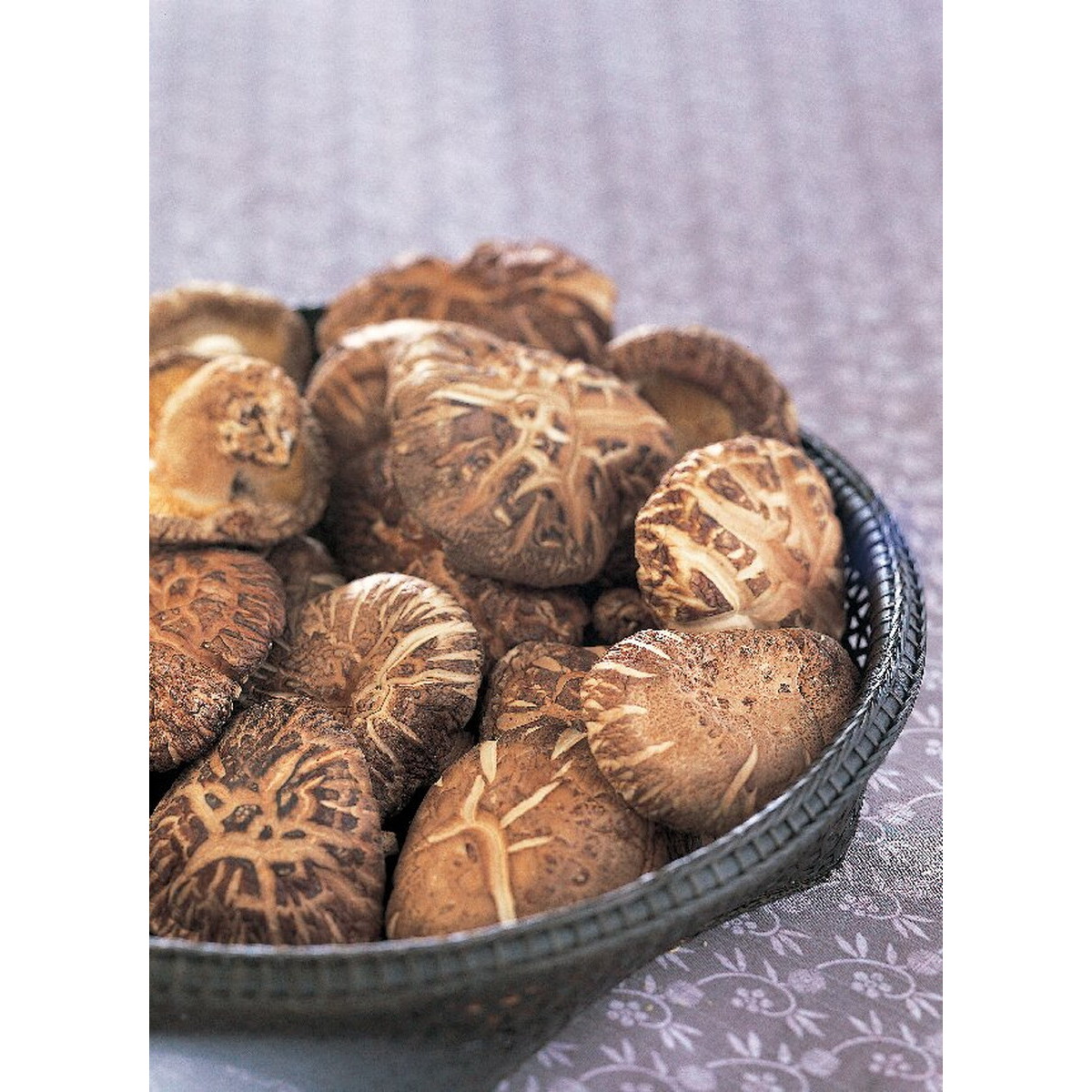 楽天市場】大分県産 上どんこ椎茸180g : アメ横 三香園商店